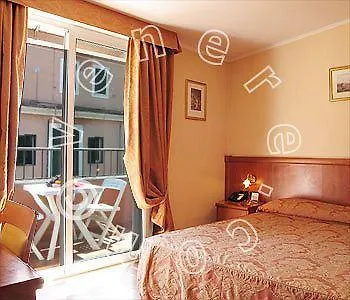 Hotel Ducale Rome 2*,